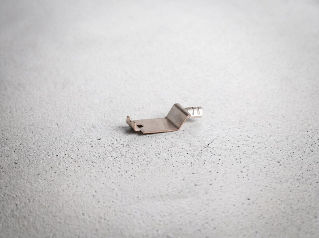Kontaktlasche für Stecker